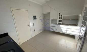 Imagem 6: Casa de condomínio para venda tem 175 metros quadrados com 3 quartos