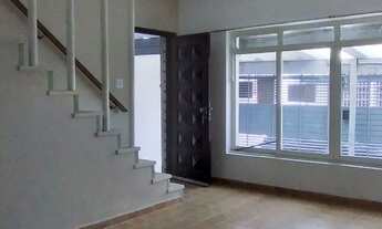 Imagem 7: Casa para Venda / Ótima oportunidade para morar e investir - 3 casas mesmo terreno e toda