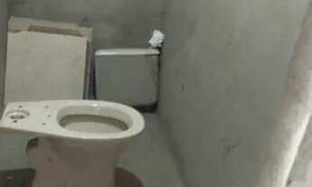 Imagem 2: Kitnet Casa com 1 banheiro