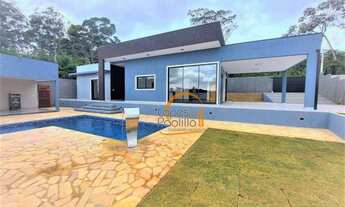 Imagem: Maravilhosa casa térrea com piscina à