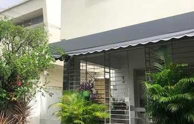 Imagem 4: Casa para venda possui 300 metros quadrados com 6 quartos em Casa Forte