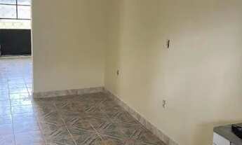 Imagem 5: Aluga-se uma casa no Bairro Alvorada 2 - 2 Quartos (1 Suíte), Varanda e Muito Mais!"