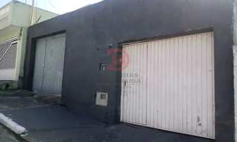 Imagem: Casa com 2 Quartos e 3 Vagas de Garagem