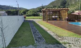 Imagem 2: Casa de 5 quartos para alugar no bairro Canasvieiras