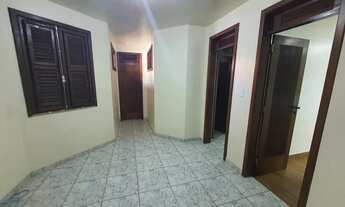 Imagem 7: Casa para aluguel e venda possui 774 metros quadrados com 10 quartos em Calhau - São Luís