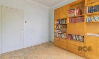 Imagem 5: Apartamento de três dormitórios no bairro Floresta em Porto Alegre