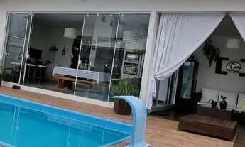 Imagem: Casa (Padrão), com 3 quartos e 3 banheiros