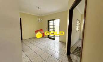 Imagem 2: Casa para Locação em Uberlândia, Cidade Jardim, 2 dormitórios, 1 suíte, 2 banheiros, 4 vag