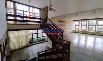 Imagem: Lindo sobrado para locação no centro