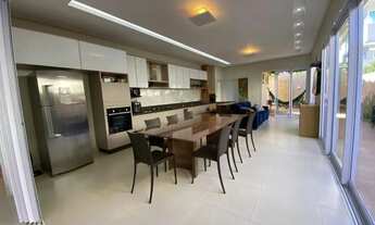 Imagem 3: Casa Jardins Lisboa Casa em Condomínio com 3 Quarto(s) e 4 banheiro(s) à Venda, 220.00 por