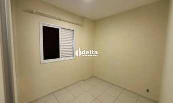 Imagem 7: Apartamento com 3 quartos sendo 1 suíte disponível para locação no bairro Saraiva em Uberl