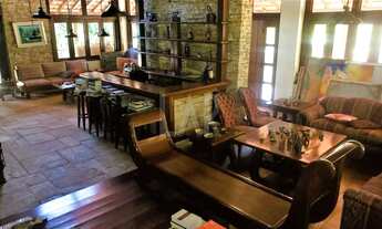 Imagem: Casa à venda, 5 quartos, 2 suítes, 6 vagas