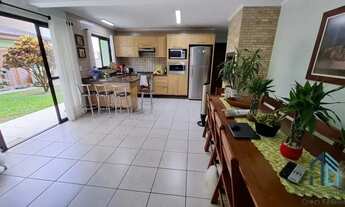 Imagem 4: Casa com edícula, 04 quartos sendo 2 suítes, amplo terreno fundos, no Atuba em Curitiba PR