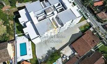 Imagem 2: Cobertura Linear com 215,83m² com 2 vagas e vista linda para as montanhas