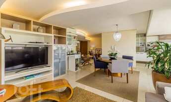 Imagem 2: Apartamento à venda em Menino Deus com 206 m², 4 quartos, 3 suítes, 3 vagas