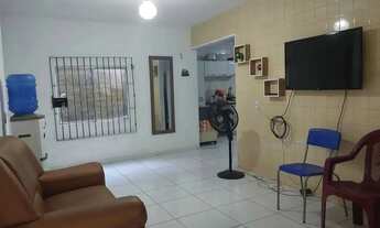 Imagem: El_Vende-se uma casa em Belém