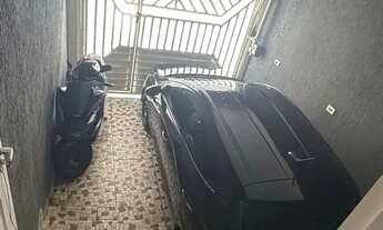 Imagem 2: Sobrado para aluguel possui 80 metros quadrados com 2 quartos em Vila Gobbi - Carapicuíba