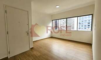 Imagem 2: Reformado! Apartamento com 3 dormitórios, 1 suíte, 1 vaga e com 105m² - Bela Vista