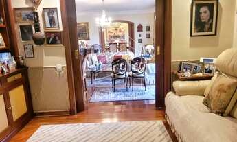 Imagem 2: APTO COM PISO DE MADEIRA E ARMÁRIOS EMBUIDOS