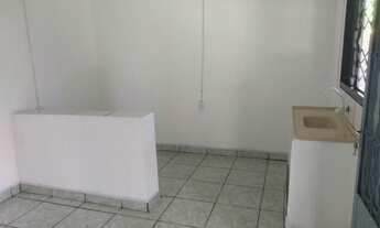 Imagem 2: Edícula próximo UFMS 2 uma quadra