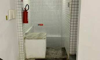 Imagem 4: Predio Comercial - Rua Matias de Albuquerque - Bairro Santo Antônio - Centro Recife