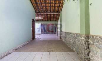 Imagem 2: Casa para Venda em Contagem, Monte Castelo, 3 dormitórios, 1 suíte, 3 banheiros, 7 vagas