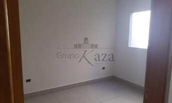 Imagem 7: Linda Casa no Loteamento Villa Branca - Jacareí - 3 Dormitórios sendo 1 Suíte - 88m² - Por