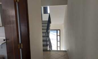 Imagem 3: Casa para venda ou aluguel. possui 160 m2 com 3 quartos sendo 01 suíte 2 WC, quintal