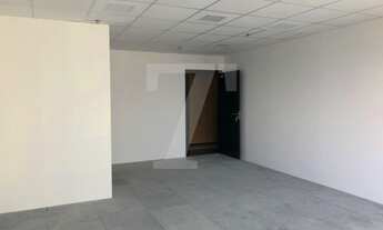 Imagem 5: Conjunto comercial em ótima localização