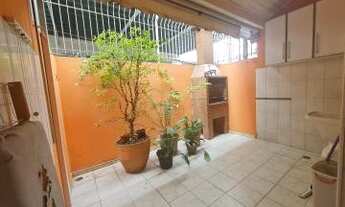 Imagem 2: Casa para aluguel tem 122 metros quadrados com 3 quartos