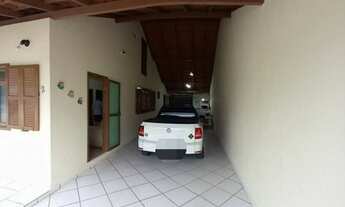 Imagem 5: Excelente imóvel apenas 500 metros da Praia no centro de Penha