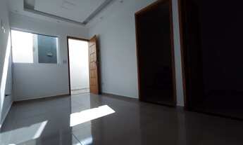 Imagem 5: Casa 2 quartos, terrea, quintal privativo, proximo a praia, bairro Ocian em Praia Grande