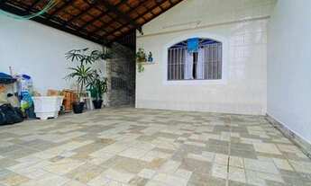 Imagem 2: Casa para venda possui 110 metros quadrados com 3 quartos em Mirim - Praia Grande - SP