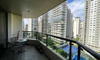 Imagem 3: Apartamento para venda possui 220 metros quadrados com 3 quartos em Itaim Bibi - São Paulo