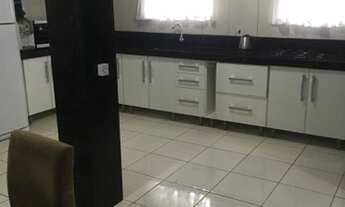 Imagem 3: Casa de 5 quartos na meia praia de NAVEGANTES