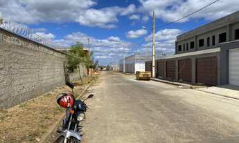 Imagem 2: Casa para venda possui 180 metros quadrados com 3 quartos em Centro - Taiobeiras - MG