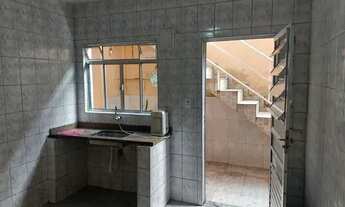 Imagem 4: Casa em Artur Alvim, com 2 quartos. Fácil acesso para o Shopping Metrô Itaquera e Artur Al