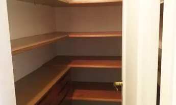 Imagem 7: Apartamento para aluguel possui 288 metros quadrados com 4 quartos