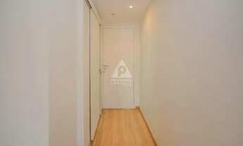 Imagem 7: Excelente apartamento de 2 quartos, 1suite, 2 banheiros, área externa e 1 vaga em Botafogo