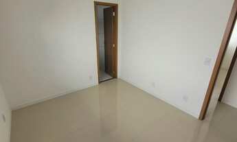 Imagem 3: 114/VENDO CASA EM CONDOMINIO FECHADO NO TURU DE 3 QUARTOS,SENDO 1 SUITE NO PORCELANATO