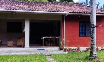 Imagem 3: Casa de condomínio para aluguel tem 140 metros quadrados com 4 quartos