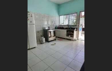 Imagem 6: Casa para venda possui 100 metros quadrados com 3 quartos