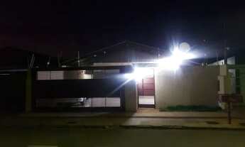 Imagem 6: Alugo casa com excelente localização....ideal militares