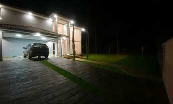 Imagem 3: Casa de condomínio sobrado para aluguel possui 570 metros quadrados com 3 quartos