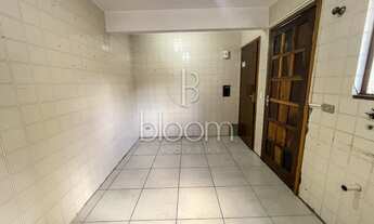 Imagem 5: SOBRADO com 3 dormitórios à venda com 105.37m² por R$ 390.000,00 no bairro Bacacheri - CUR