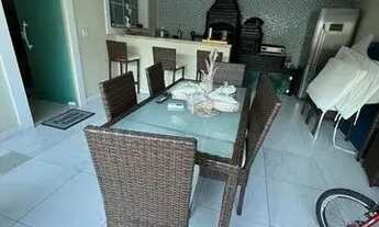 Imagem 1: Casa de condomínio para venda com 268 metros quadrados com 4 quartos