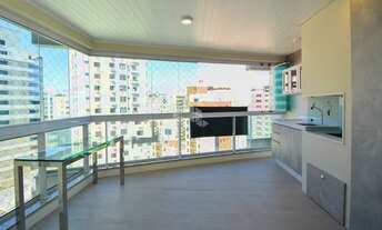 Imagem 2: Apartamento semimobiliado com 3 dormitórios/quartos e sendo 3 suítes A Venda - Centro, Flo