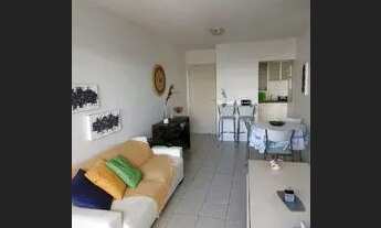 Imagem 6: Apt 75 m2, mobiliado,total nascente 3 qts sendo 1 suíte,varanda ,3 wcs, 1 vaga de garagem