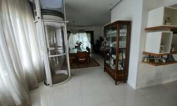 Imagem 7: Casa de condomínio para venda tem 720 metros quadrados com 4 quartos