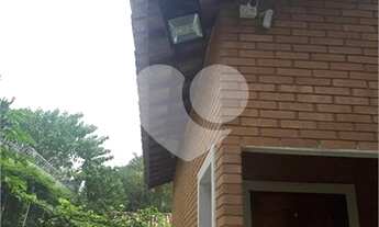 Imagem 2: Casa à Venda no Condomínio Lago do Imperador, com 4 dormitórios, 2 suítes. Com porteira fe